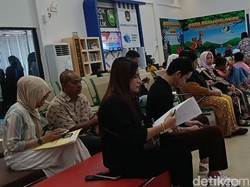 Penerbangan Internasional Picu Permohonan Paspor di Palembang