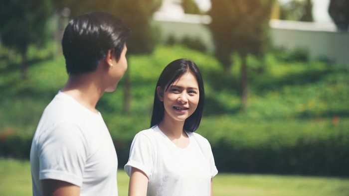 6 Kebiasaan Kecil yang Bisa Membuat Pasangan Merasa Dihargai