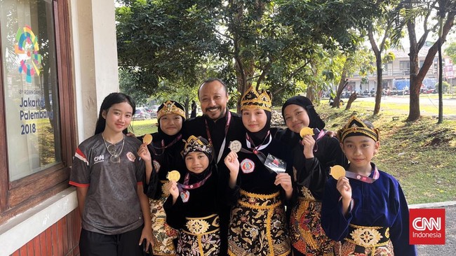 Perwakilan Banteng dalam Kejuaraan Pencak Silat Tingkat Nasional Piala Presiden 2026 meraih enam mendali emas dan satu medali perak di Padepokan Pencak Silat Taman Mini Indonesia Indah, Jakarta Timur, Minggu (28/6).