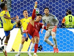 Soccer Football - FIFA World Cup 2026 - Group K - Colombia v Portugal - Miami Stadium, Miami Gardens, Florida, U.S. - June 27, 2026
Portugal's Cristiano Ronaldo attempts to shoot at goal REUTERS/Marco Bello     TPX IMAGES OF THE DAY