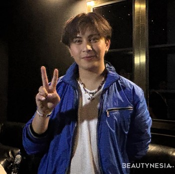 MAKI Cerita Membawa Album 