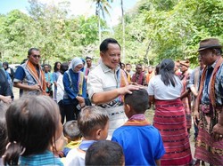 Tito Puji Upaya Pelestarian Desa Adat Matabesi di Belu NTT