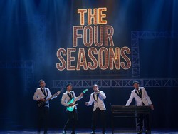 Panggung Jersey Boys Sukses Bius Pencinta Musikal Jakarta