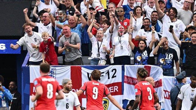 Soccer Football - FIFA World Cup 2026 - Group L - Panama v England - New York/New Jersey Stadium, East Rutherford, New Jersey, U.S. - June 27, 2026 England's Harry Kane celebrates scoring their second goal REUTERS/Dylan Martinez