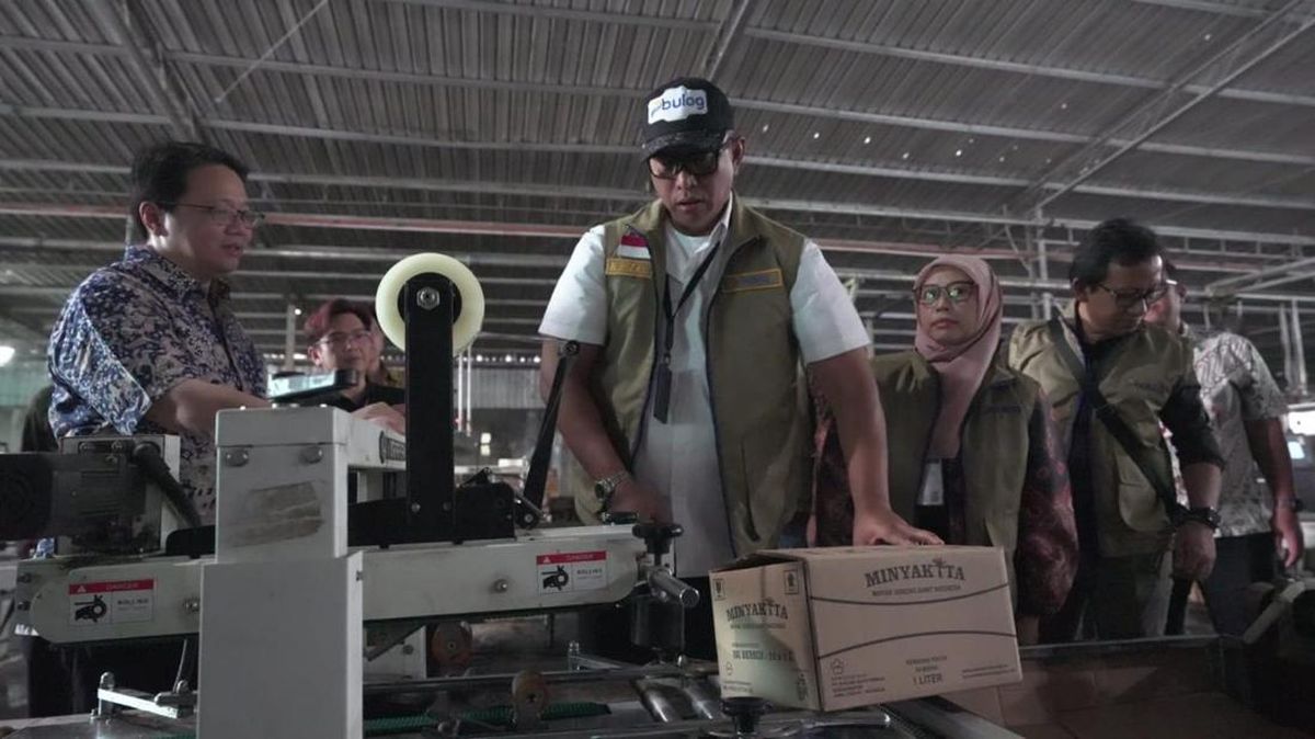 Dirut Bulog Perintahkan Penarikan Minyakita yang Diduga Berbau Solar