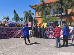 Demo di DPRD Buleleng, Mahasiswa Soroti SPPG Dikuasai Elite