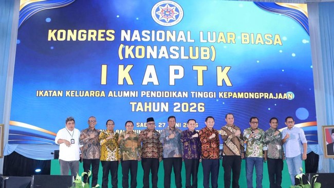 Direktur Jenderal (Dirjen) Bina Keuangan Daerah Kementerian Dalam Negeri (Kemendagri), Agus Fatoni, terpilih secara aklamasi sebagai Ketua Umum Ikatan Keluarga Alumni Pendidikan Tinggi Kepamongprajaan (IKAPTK) periode 2026–2031 dalam Kongres Nasion