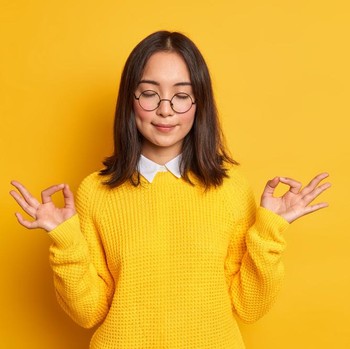 5 Kebiasaan yang Membantu Mood Tetap Baik Sepanjang Hari