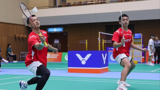 Faizal Pangestu/Anju Siahaan menjadi ganda putra tim beregu Indonesia yang tampil dalam Kejuaraan Asia Junior 2026 di Jepang, Senin (29/6) pagi.