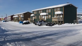kota Inuvik, Kanada.