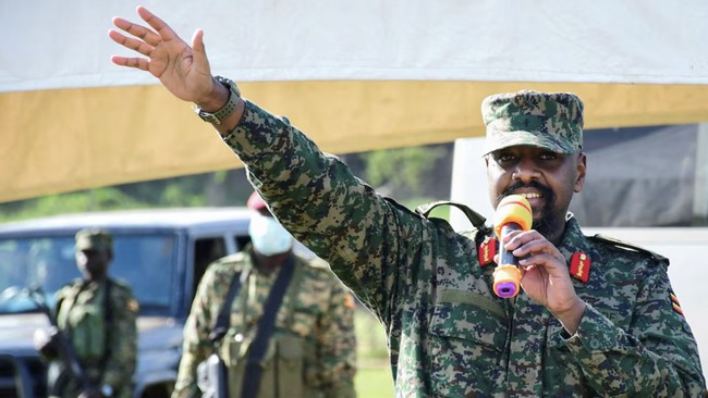 Tolak Kebebasan Pers, Panglima Militer Beredel Dua Media Besar Negara