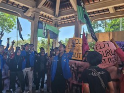 Demo di DPRD Buleleng, Mahasiswa Kecewa Tak Ada yang Menemui