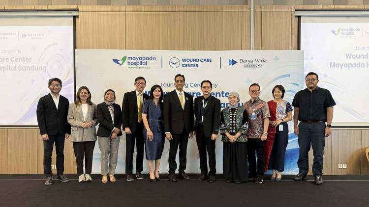 Seremoni peluncuran Wound Care Center Mayapada Hospital Bandung berlangsung pada Kamis&comma; 25 Juni 2026