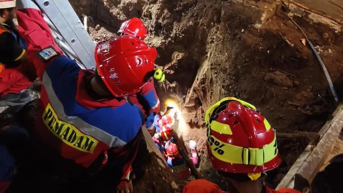 Balita Meninggal usai Terjebak 4 Jam di Lubang Proyek Tebet Jaksel