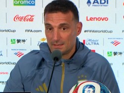 Pelatih timnas Argentina Lionel Scaloni mengatakan ia kehabisan kata-kata menggambarkan penampilan Lionel Messi usai kemenangan 3-1 atas Yordania.