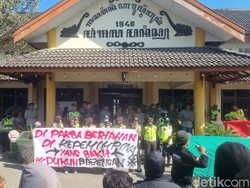Sederet Alasan Warga Tuntut Pak Dukuh Banyon Bantul Dicopot
