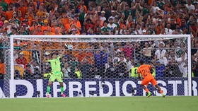 Soccer Football - FIFA World Cup 2026 - Round of 32 - Netherlands v Morocco - Estadio Monterrey, Monterrey, Mexico - June 29, 2026 Netherlands' Crysencio Summerville misses a penalty during the penalty shootout REUTERS/Eloisa Sanchez