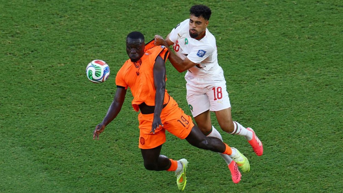 Belanda vs Maroko