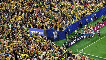 Soccer Football - FIFA World Cup 2026 - Round of 32 - Brazil v Japan - Houston Stadium, Houston, Texas, U.S. - June 29, 2026 Brazil's Gabriel Martinelli celebrates scoring their second goal with teammates REUTERS/Pedro Nunes     TPX IMAGES OF THE DAY
