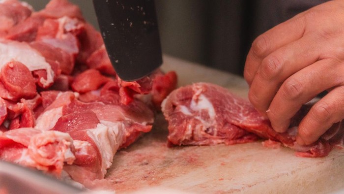 Daging mentah yang beku tidak boleh masuk dalam microwave