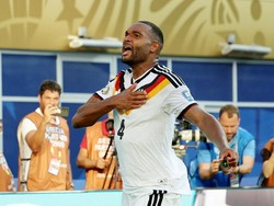 Soccer Football - FIFA World Cup 2026 - Round of 32 - Germany v Paraguay - Boston Stadium, Foxborough, Massachusetts, U.S. - June 29, 2026 Germany's Jonathan Tah celebrates scoring a goal before it was disallowed following a VAR review REUTERS/Amanda