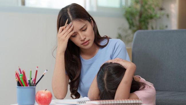 9 Kebiasaan Orang Tua Toxic yang Berpengaruh pada Tumbuh Kembang Anak