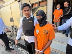 Maling Perhiasan Emas-Motor Penjual Jamu di Mojokerto Diringkus