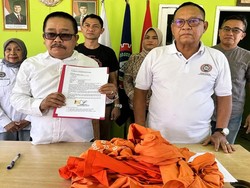 Belasan Ribu Pengurus-Anggota Partai Buruh Kalsel Mundur Serentak