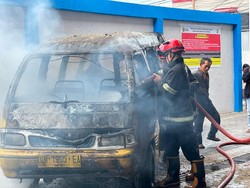 Pete-pete Terbakar di SPBU Dangerakko Palopo gegara Korsleting Listrik