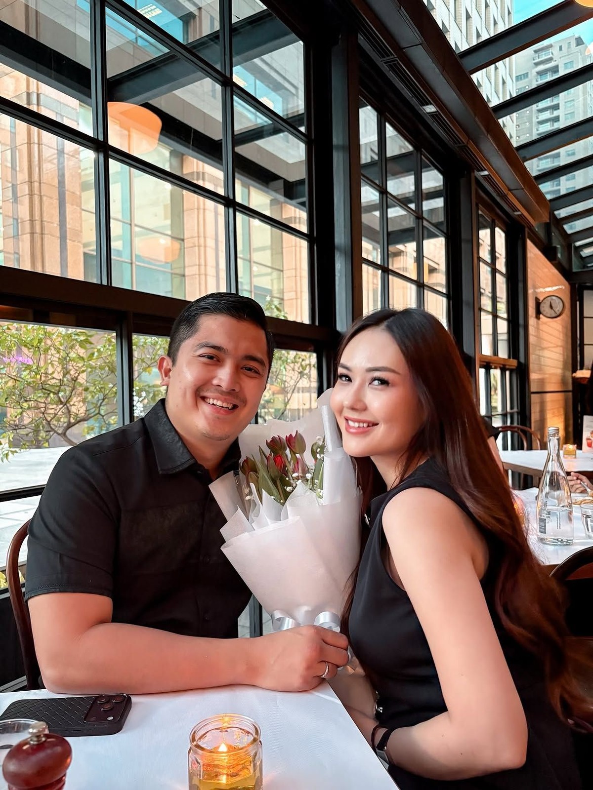 Sarah Gibson dan Suami