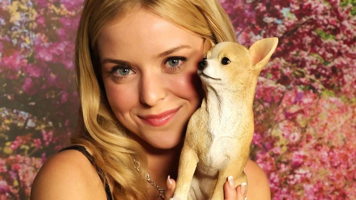 Fakta Menarik Serial 'Elle', Prekuel Legally Blonde yang Angkat Kisah Remaja Elle Woods