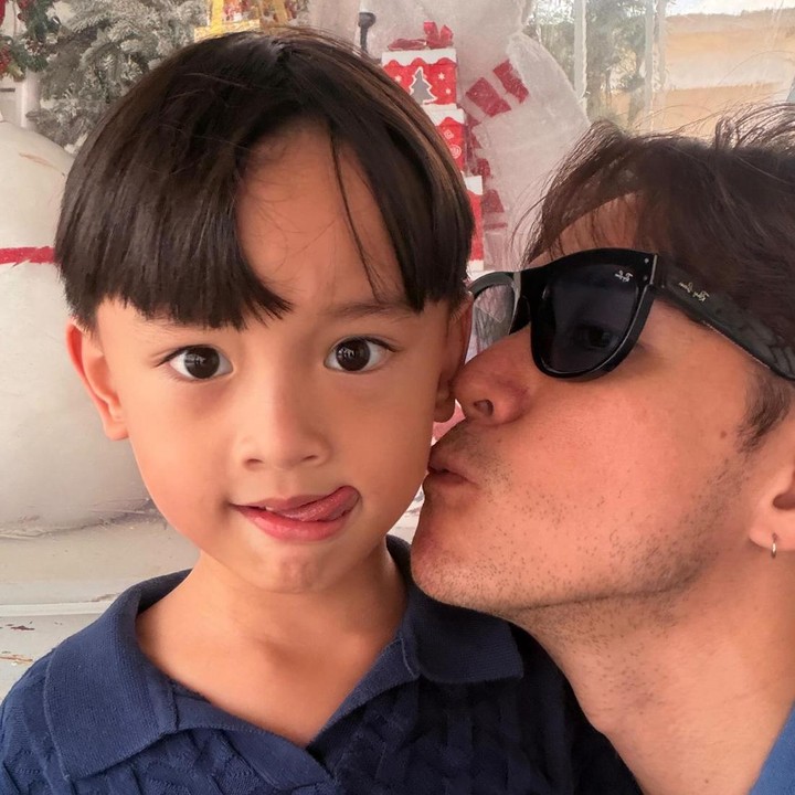 <p>Momen itu dibagikan langsung oleh Anthony melalui video singkat di akun Instagram pribadinya. Lewat unggahan tersebut, ayah dan anak satu ini memperlihatkan kekompakan dan kedekatan mereka.&nbsp;(Foto: Instagram @anthonyxie_)</p>