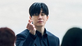 Teach You a Lesson Kim Moo-Yul as Na Hwa-jin in Teach You a Lesson. Cr. Kim Ji-yeon/Netflix © 2026