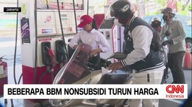 Sejumlah SPBU, termasuk Pertamina, melakukan penyesuaian harga BBM mulai 1 Juli 2026. Harga Pertamax Turbo, Dexlite, dan Pertamina Dex resmi mengalami penurunan. Masyarakat pun berharap penyesuaian harga juga berlaku untuk jenis BBM subsidi maupun BB