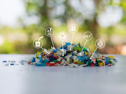 Mikroplastik Ditemukan di Cairan Folikel Ovarium dan Air Mani, Apa Pengaruhnya pada Kesuburan?