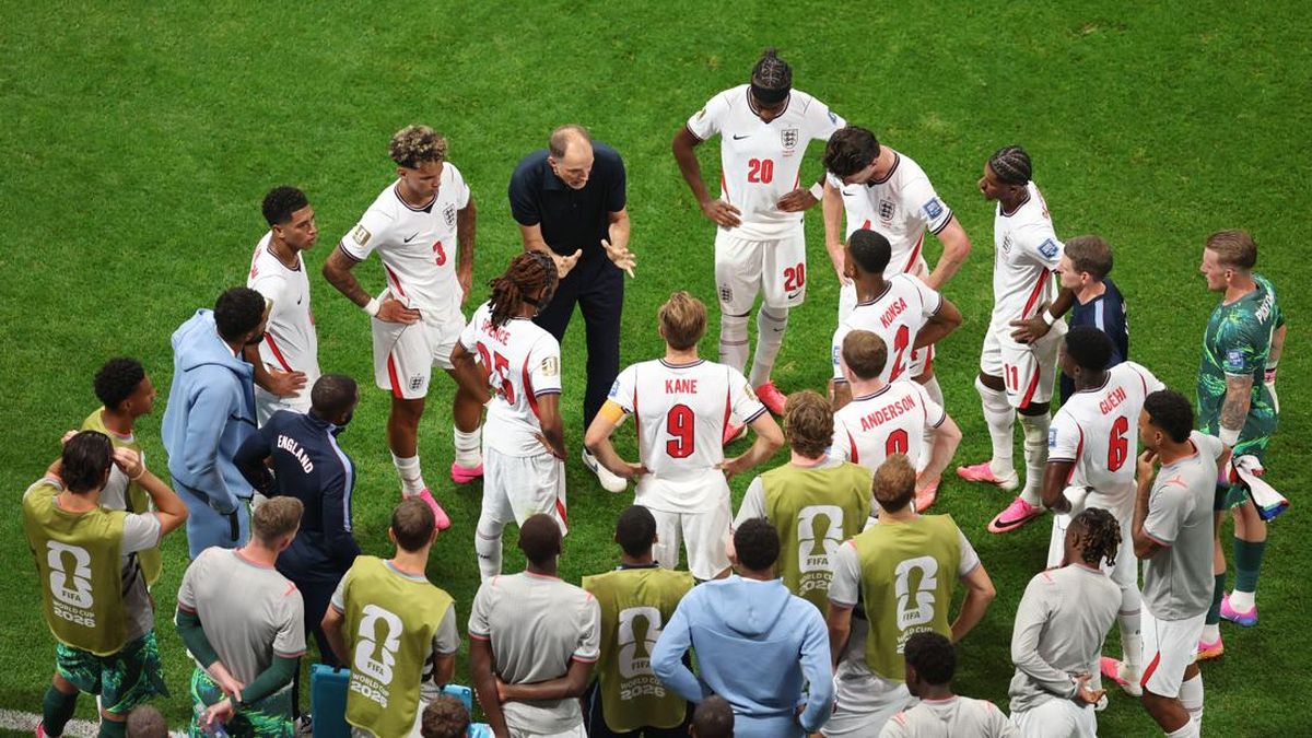 Lawan Meksiko, Inggris Bisa Diusik Oksigen Tipis dan Teror Kembang Api