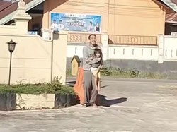Paman Diduga ODGJ Sandera Ponakan Pakai Pisau di Depan Polsek-Koramil Konawe