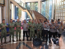 Pangdam Jaya Sambangi Polda Metro, Ikut Rayakan Hari Bhayangkara ke-80