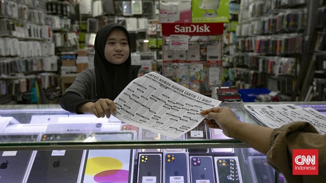 Pemberlakuan registrasi biometrik menjadi bagian dari transformasi sistem identitas digital di sektor telekomunikasi.