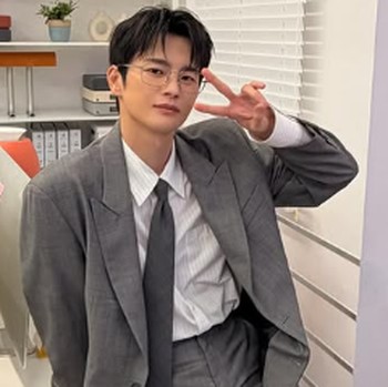 4 Drakor Seru yang Dibintangi Seo In Guk Selain See You at Work Tomorrow