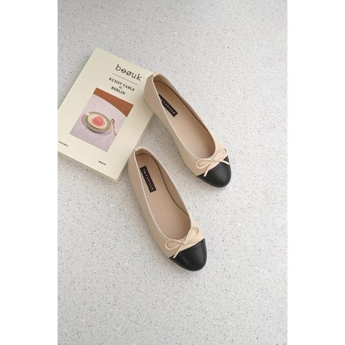 Shelby Ballerina Flats Black