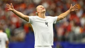 Soccer Football - FIFA World Cup 2026 - Round of 32 - Ivory Coast v Norway - Dallas Stadium, Arlington, Texas, U.S. - June 30, 2026 Norway's Erling Haaland celebrates scoring their second goal REUTERS/Hannah Mckay
