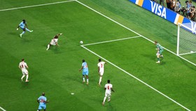 Brian Cipenga bawa RD Kongo unggul 1-0 atas Inggris pada babak pertama laga Piala Dunia 2026.