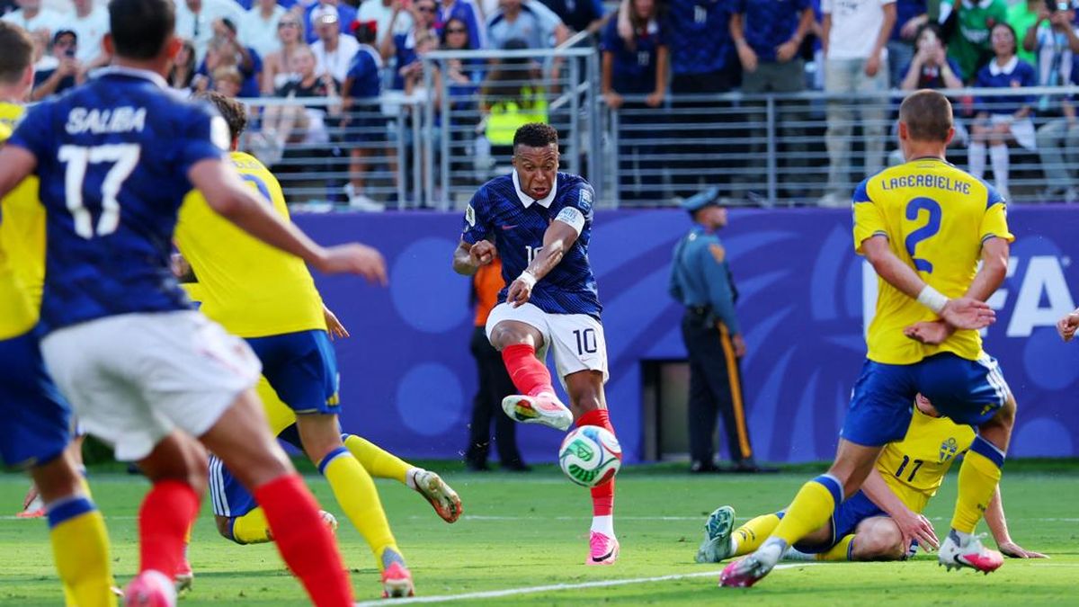 Babak I: Mbappe Cetak Gol Indah, Prancis Ungguli Swedia 1-0