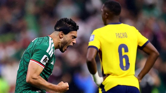 Soccer Football - FIFA World Cup 2026 - Round of 32 - Mexico v Ecuador - Estadio Azteca, Mexico City, Mexico - June 30, 2026 Mexico's Raul Jimenez celebrates scoring their second goal  REUTERS/Eloisa Sanchez