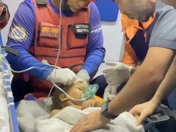 Balita Ditemukan Selamat Usai 6 Hari Tertimbun Reruntuhan Gempa Venezuela