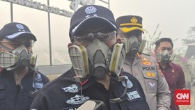 Sebanyak 30 personel Manggala Agni bakal dikerahkan untuk memperkuat upaya pemadaman kebakaran di Tempat Pembuangan Akhir (TPA) Jatiwaringin.