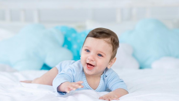 bayi laki-laki