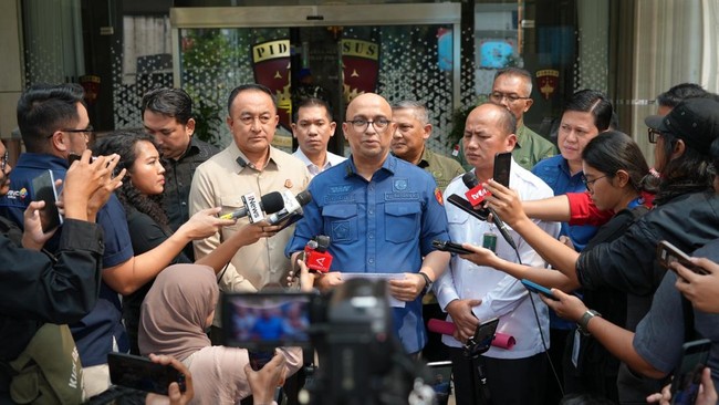 Daftar 7 Tersangka Korupsi MBG, Terbaru Ada Polisi Aktif Pejabat BGN