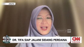 Dr. Tifa, Foto Jokowi Beda 92,37 Persen di Ijazah
